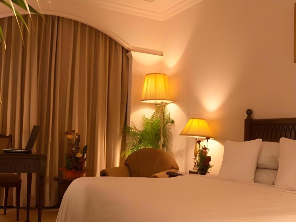 Hotel Ruposhi Bangla Ντάκα Εξωτερικό φωτογραφία
